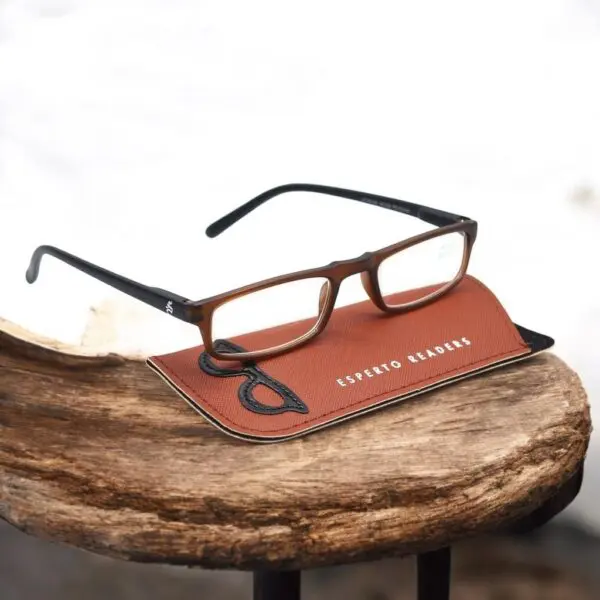 Esperto Readers Race Red