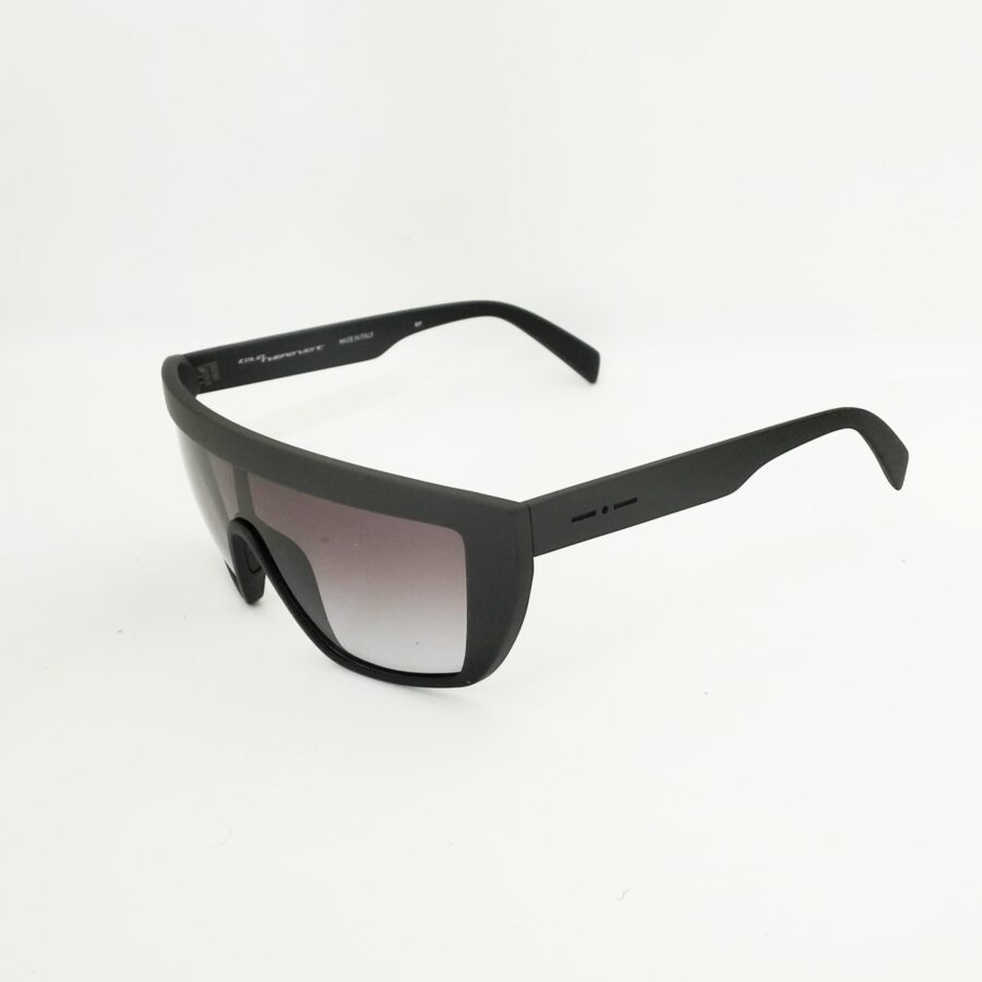 WhatsApp Image 2025-07-22 at 18.05.43 WhatsApp Image 2025-07-22 at 18.05.43